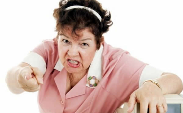 Хамство в общественной жизни обслуживающий персонал магазинов back to usa hamstvo