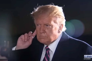 Суд в США признал незаконными и заблокировал введенные Трампом пошлины